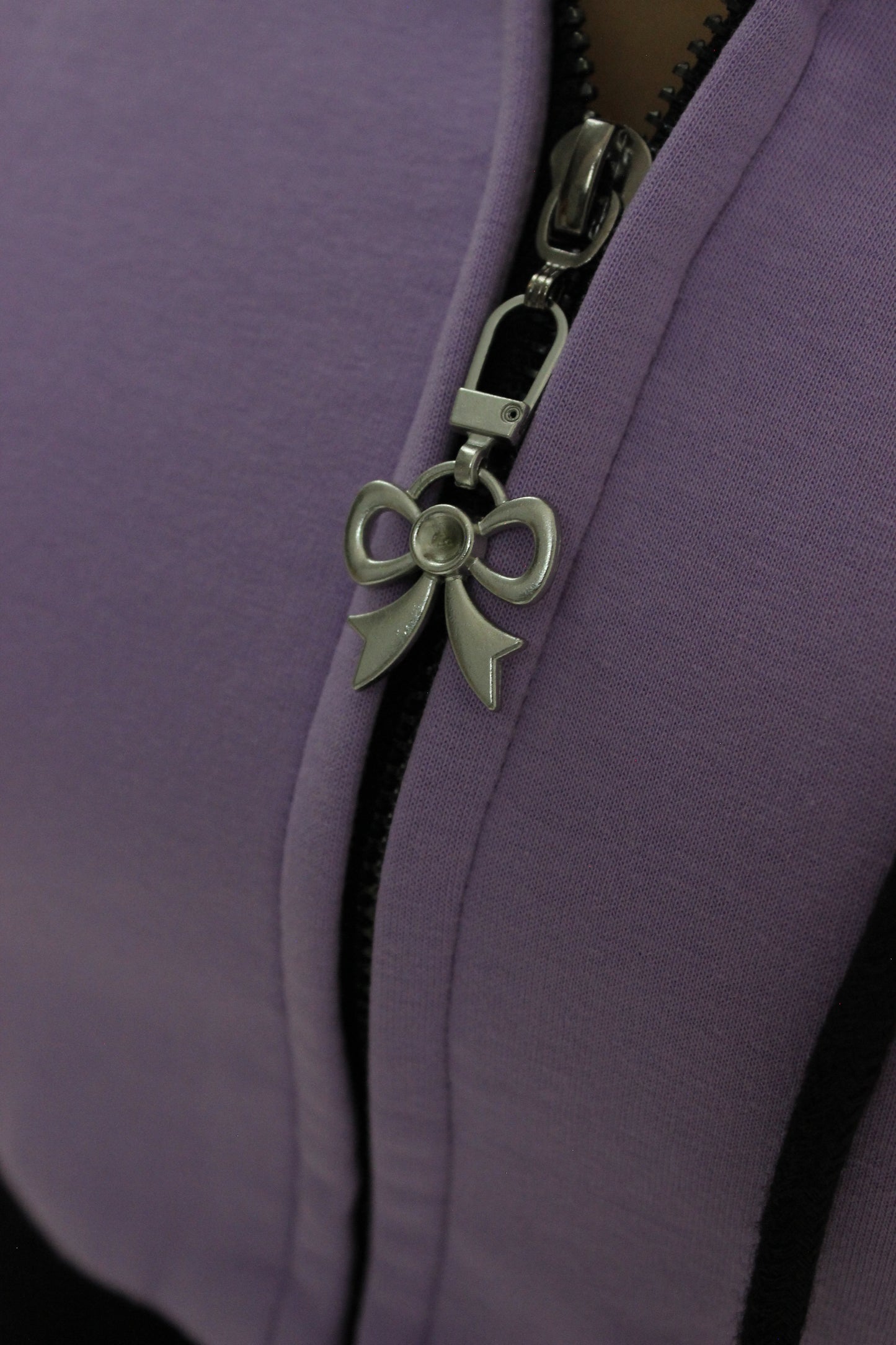 Lilas - Fitted Zip Up Hoodie