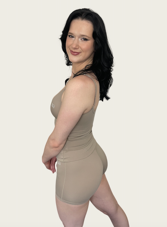 Second Skin - Camel Contour Shorts